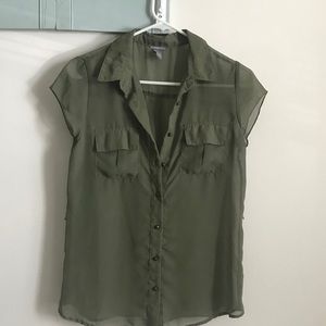 🔹Charlotte Russe Casual Top🔹